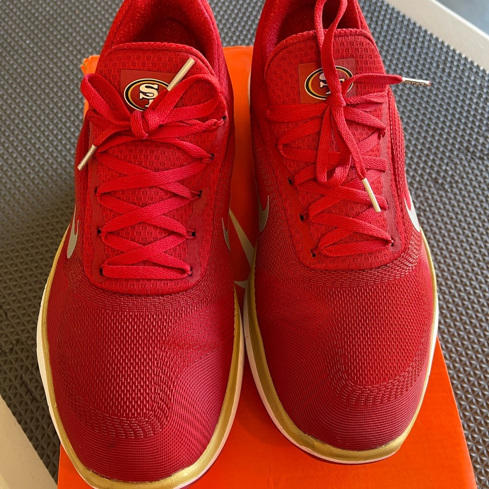 Nike Free Trainer V7 San Francisco 49ers Shoes max Size 12.5